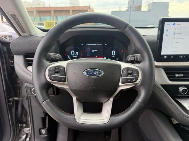 Used 2025 Gray Ford Active image 21
