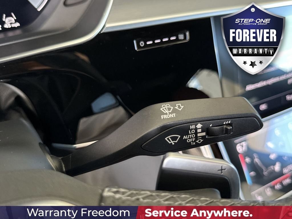 Used 2024  Audi 4.0T image 22