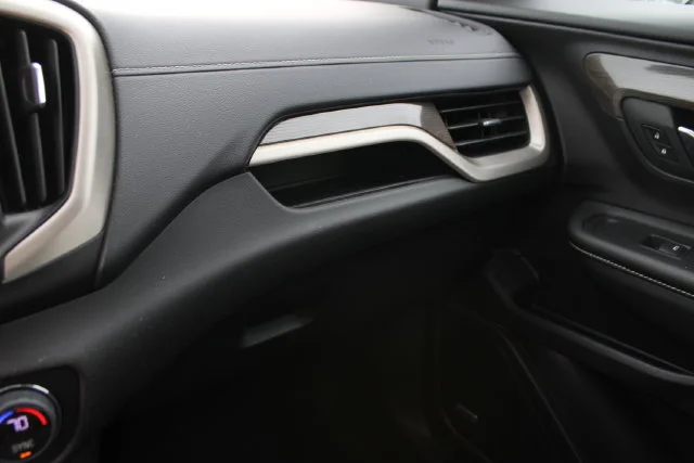 Used 2024 Red GMC Denali image 21