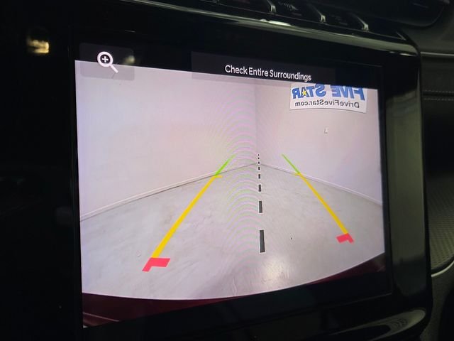 Used 2025 Red Jeep Altitude image 21