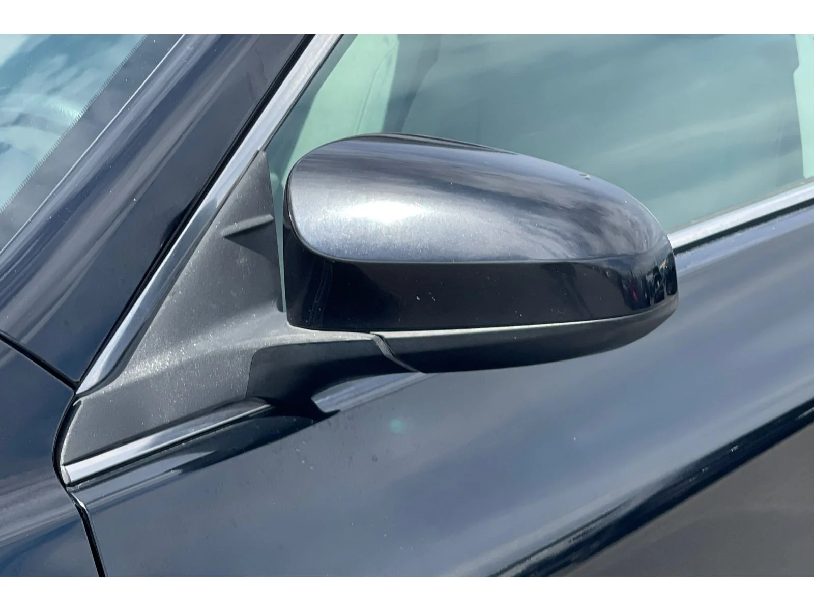 Used 2015 Attitude Black Toyota LE image 12