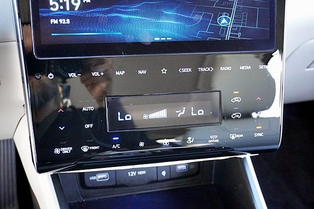 Used 2023 Blue Hyundai SEL Convenience image 30