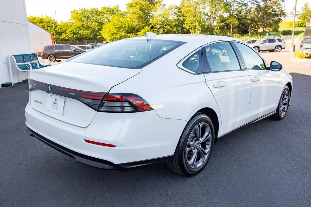 Certified Used 2023 Platinum White Pearl Honda 1.5T EX image 42