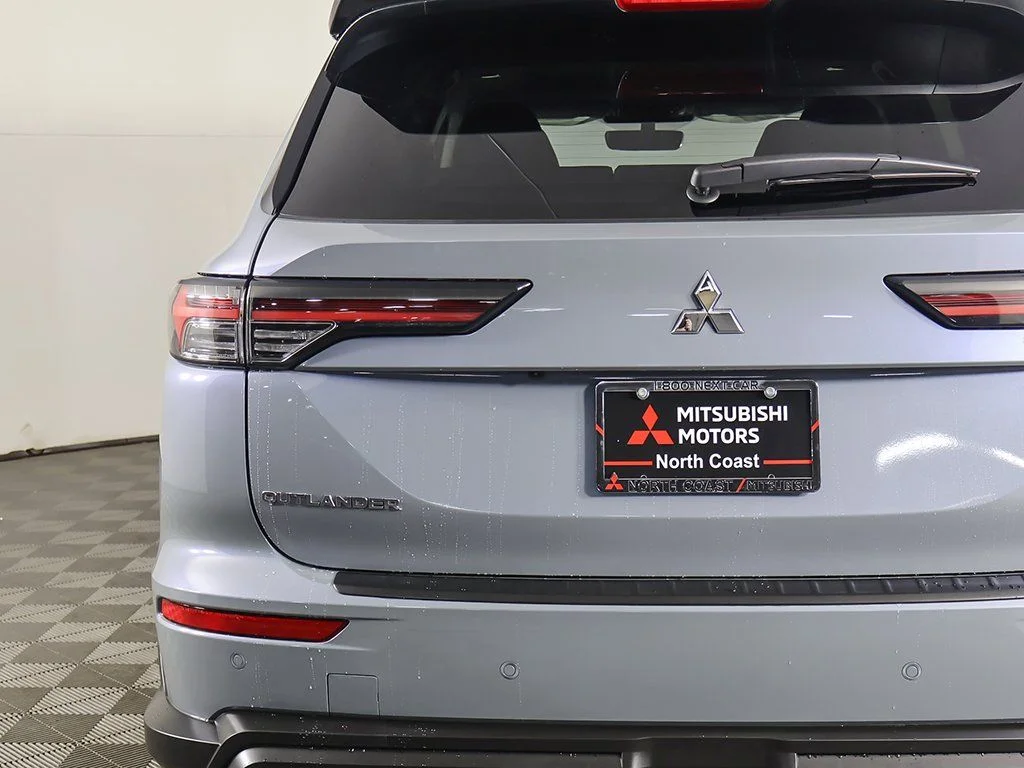 New 2026 Gray Mitsubishi TRAIL EDITION S-AWC image 17