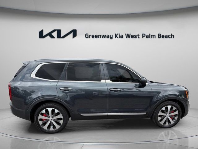 Used 2020 Gray Kia S image 7