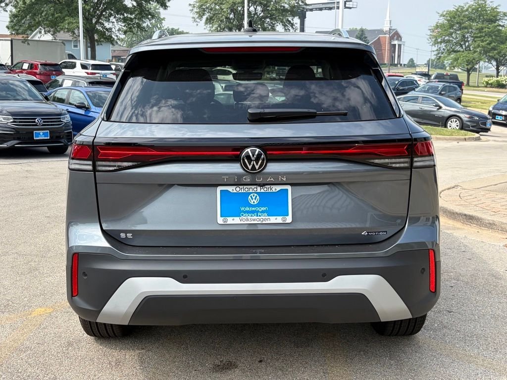 New 2026 Platinum Gray Metallic Volkswagen 2.0T SE image 5