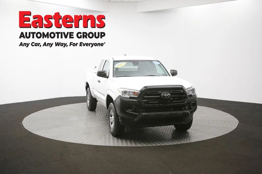 Used 2019 White Toyota SR image 47