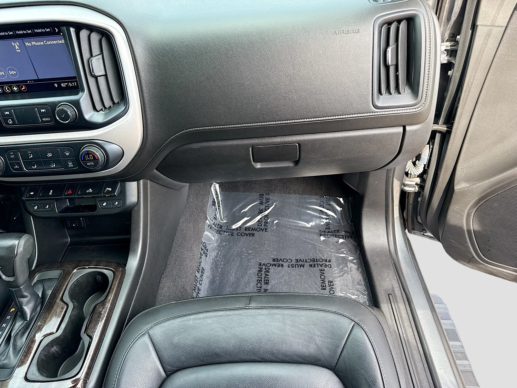 Used 2019 Satin Steel Metallic GMC 2WD SLT image 17