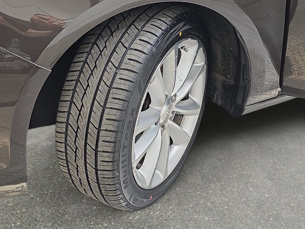 Used 2013 Mocha Bronze Metallic Buick Base image 32