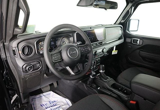 2025 Jeep Wrangler 2-Door Rubicon - Photo 10