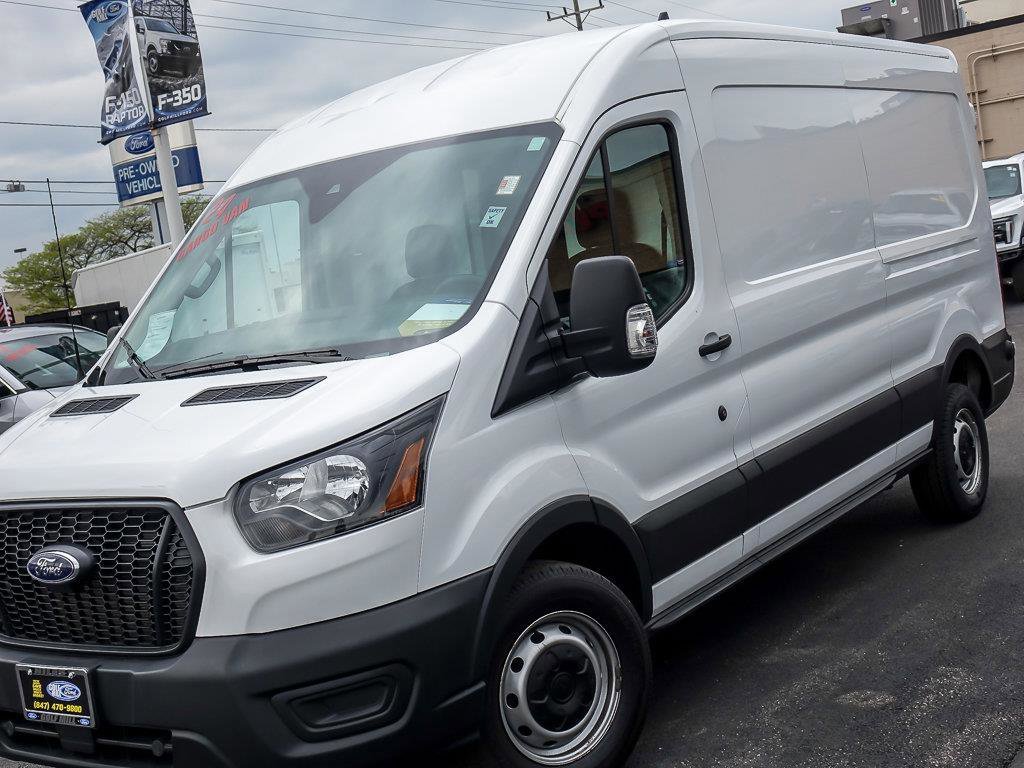 Used 2024 Oxford White Ford Base image 5
