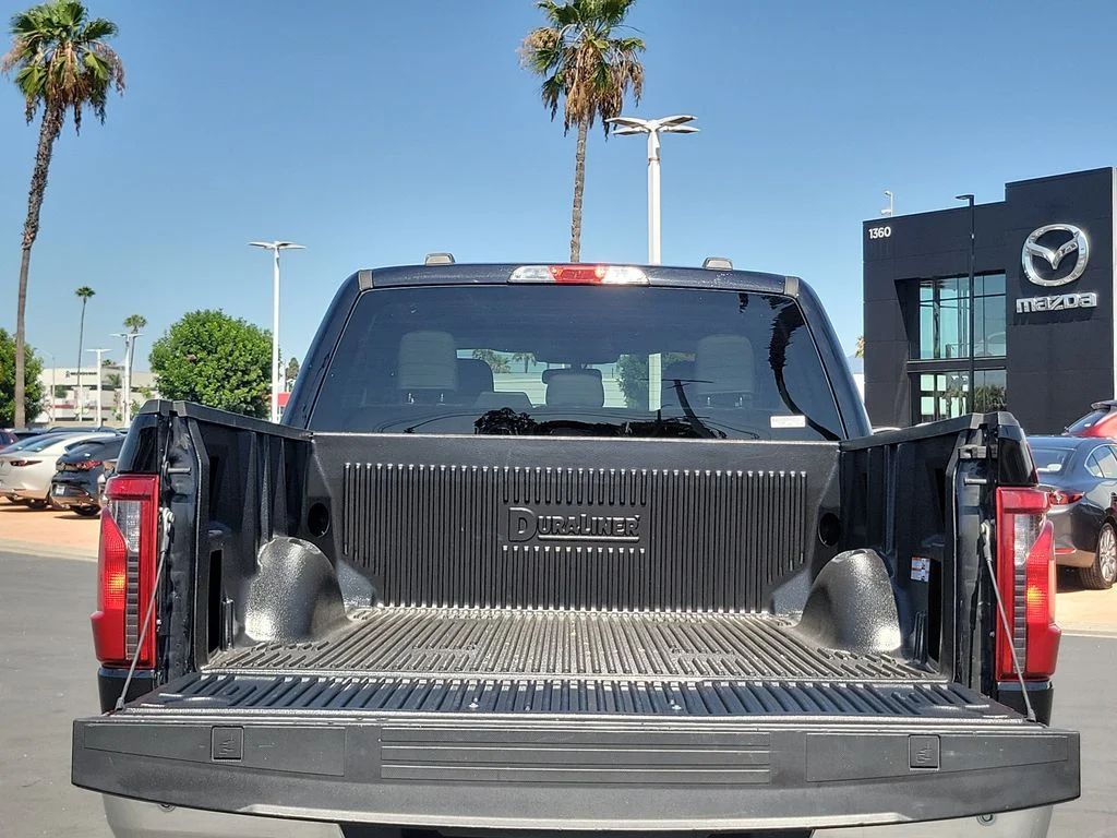Used 2024 Black Metallic Ford XLT image 25