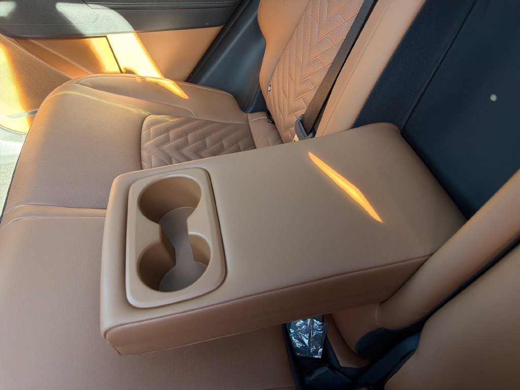 New 2027 Gray Kia X-Line image 28