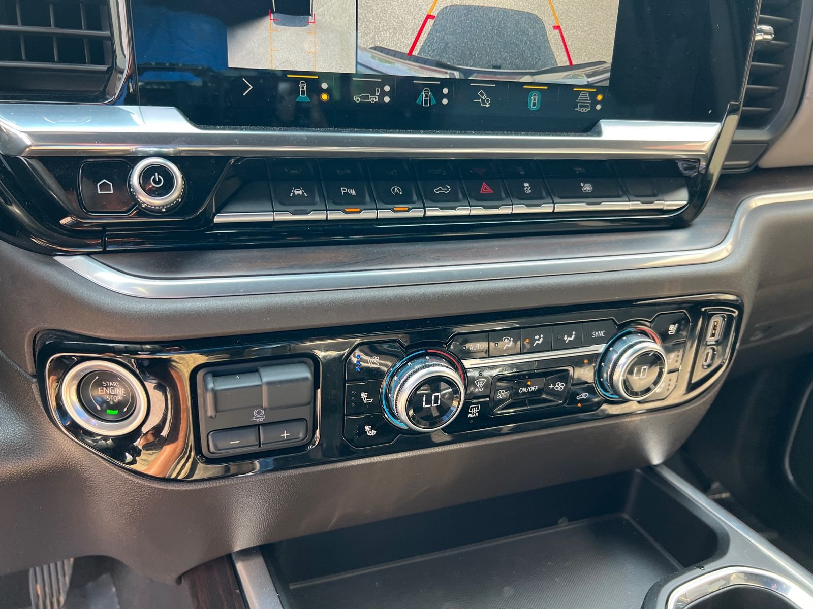 2022 GMC Sierra 1500 SLT - Photo 29