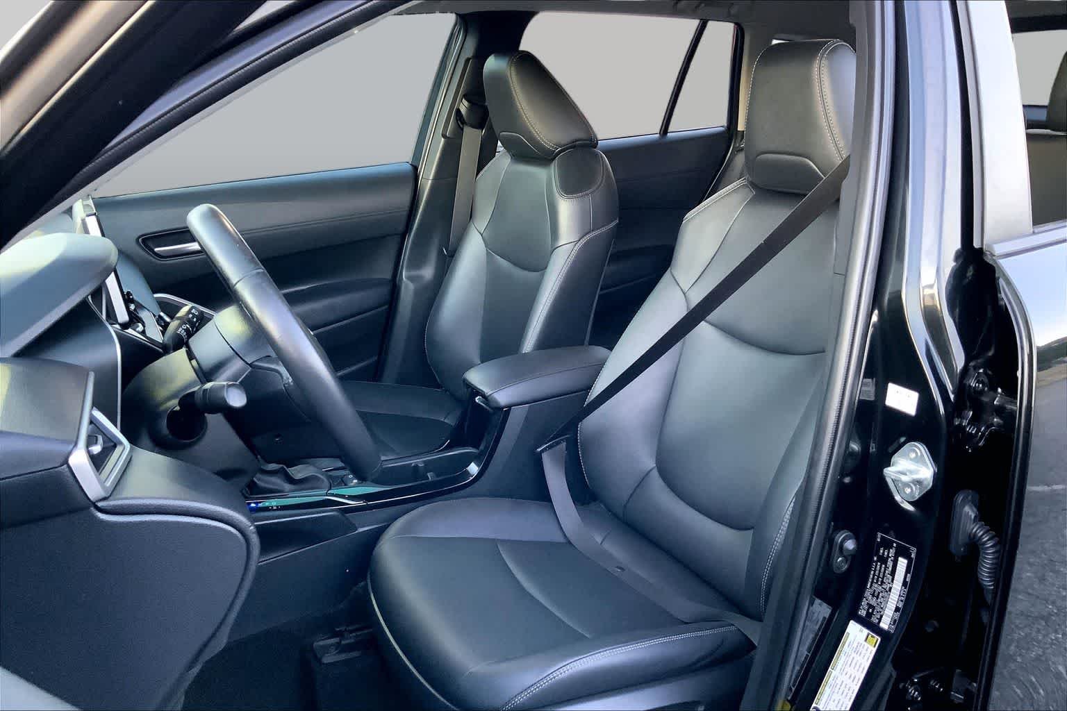 Used 2023 Jet Black Toyota XLE image 8