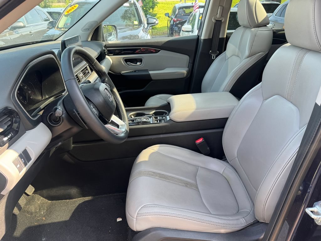Used 2024 Blue Honda Touring image 26