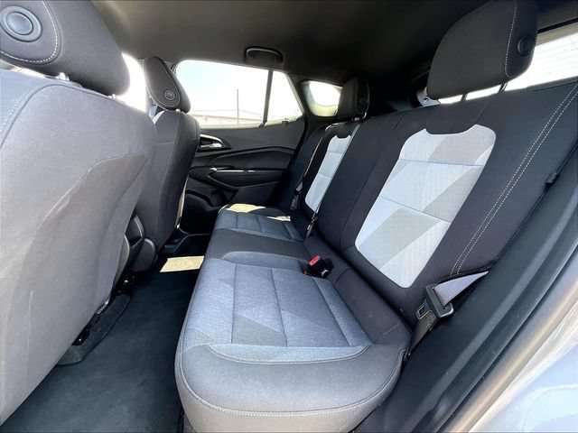 Used 2025 Sterling Gray Metallic Chevrolet 1RS image 15