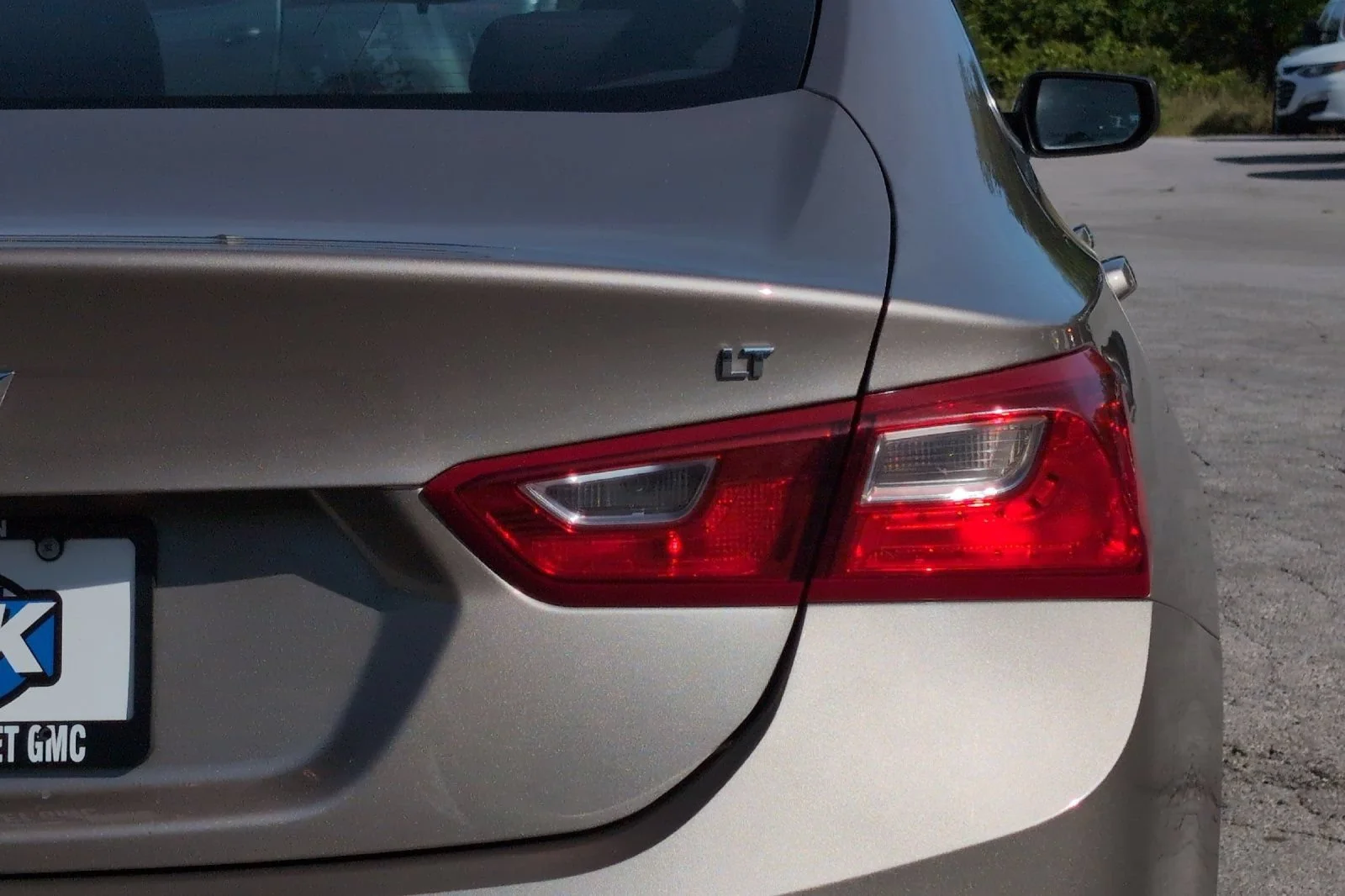 Used 2023 Mineral Gray Metallic Chevrolet LT image 27