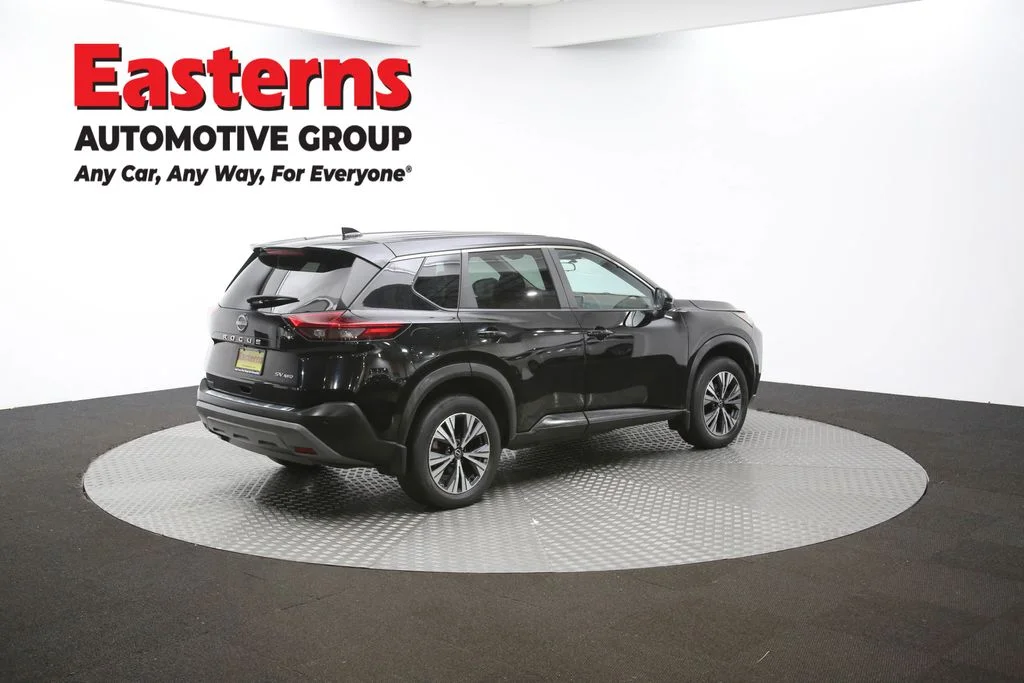 Used 2022 Black Nissan SV image 34