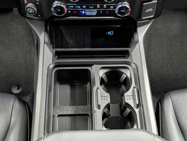 New 2026 Agate Black Metallic Ford F-250® Lariat® image 39