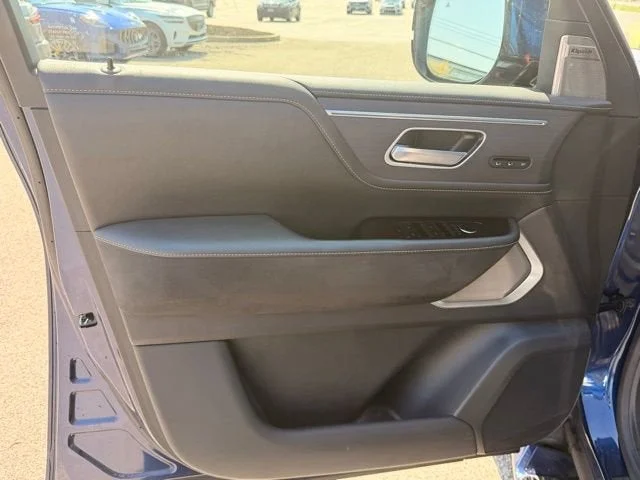 Used 2025 Grand Blue INFINITI SENSORY image 11
