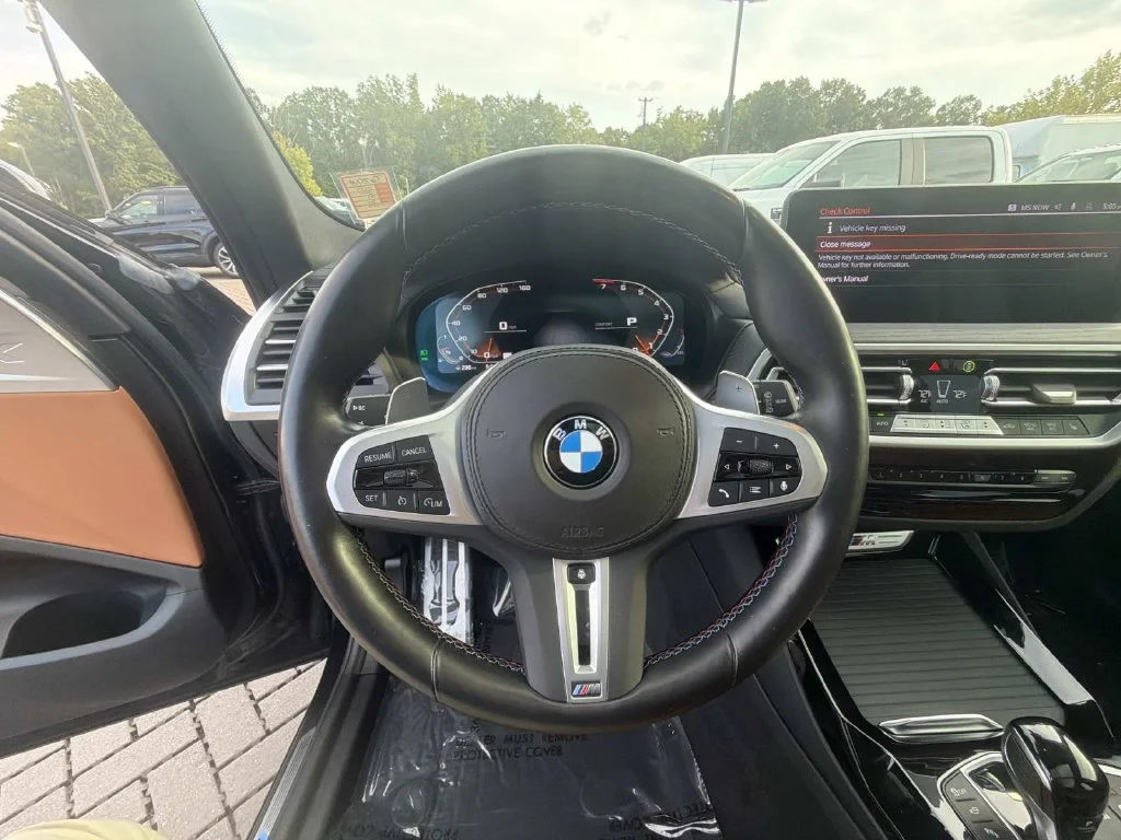 Used 2023 Black BMW M40i image 16