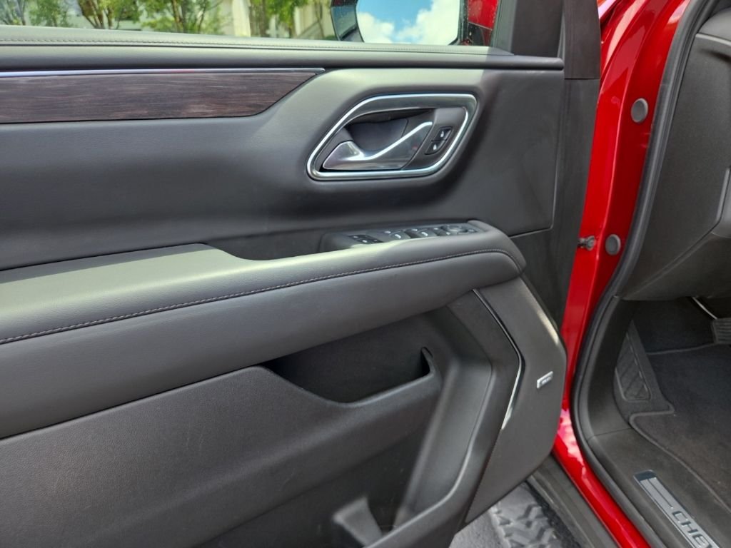Used 2024 Radiant Red Chevrolet Z71 image 9