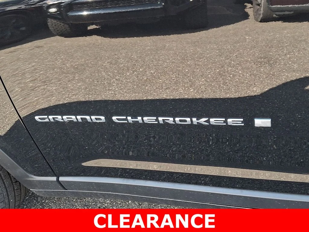 Certified Used 2023 Black Jeep Limited image 29
