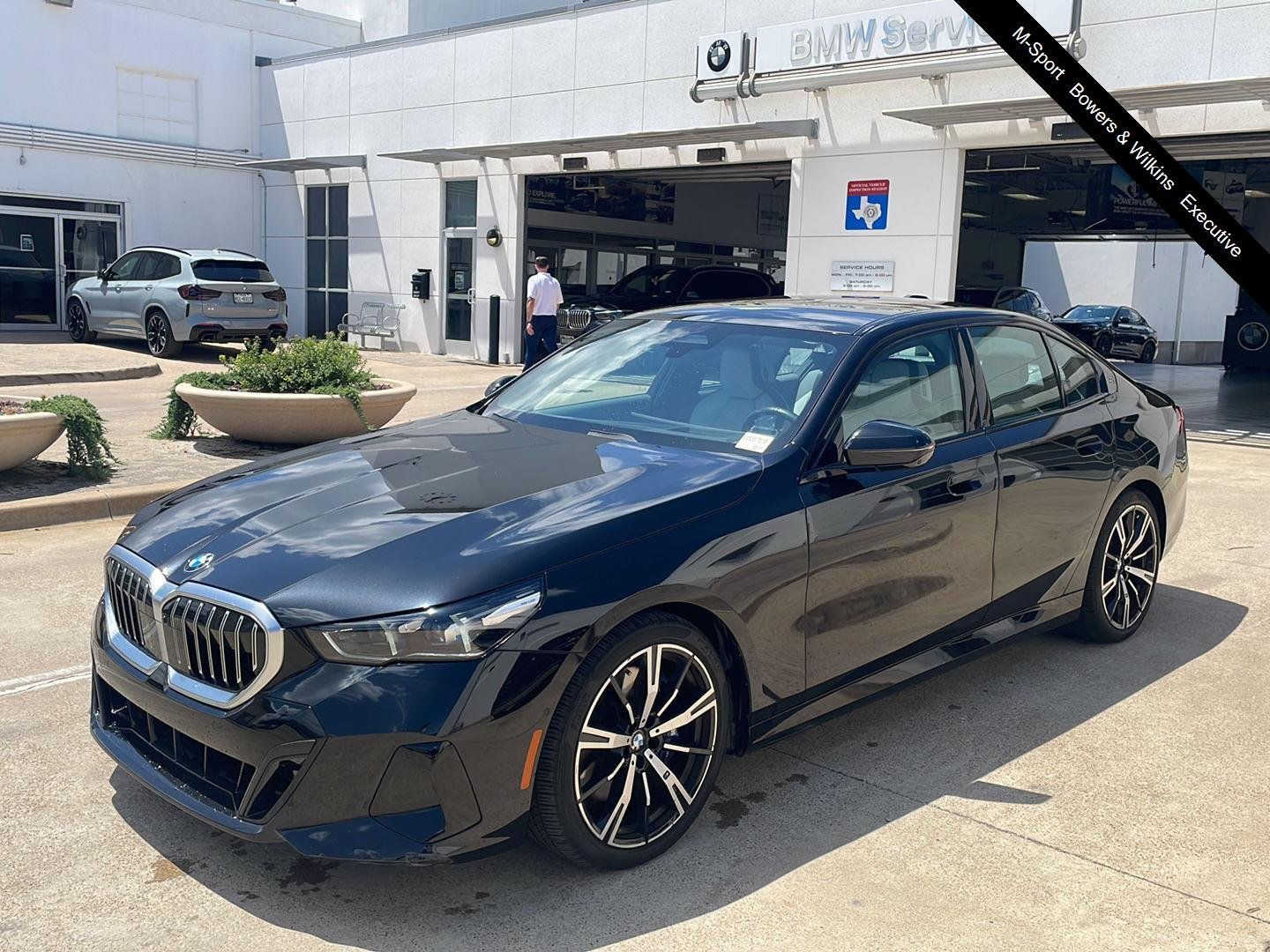 2024 BMW 5 Series 540i xDrive Sedan's photo