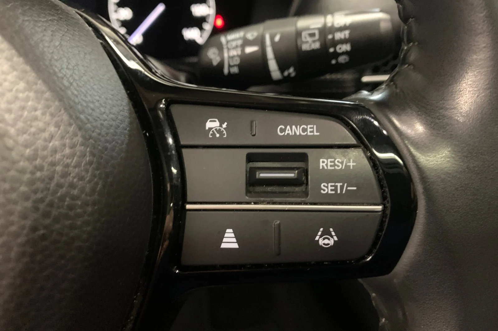 Certified Used 2024 Milano Red Honda EX-L image 27