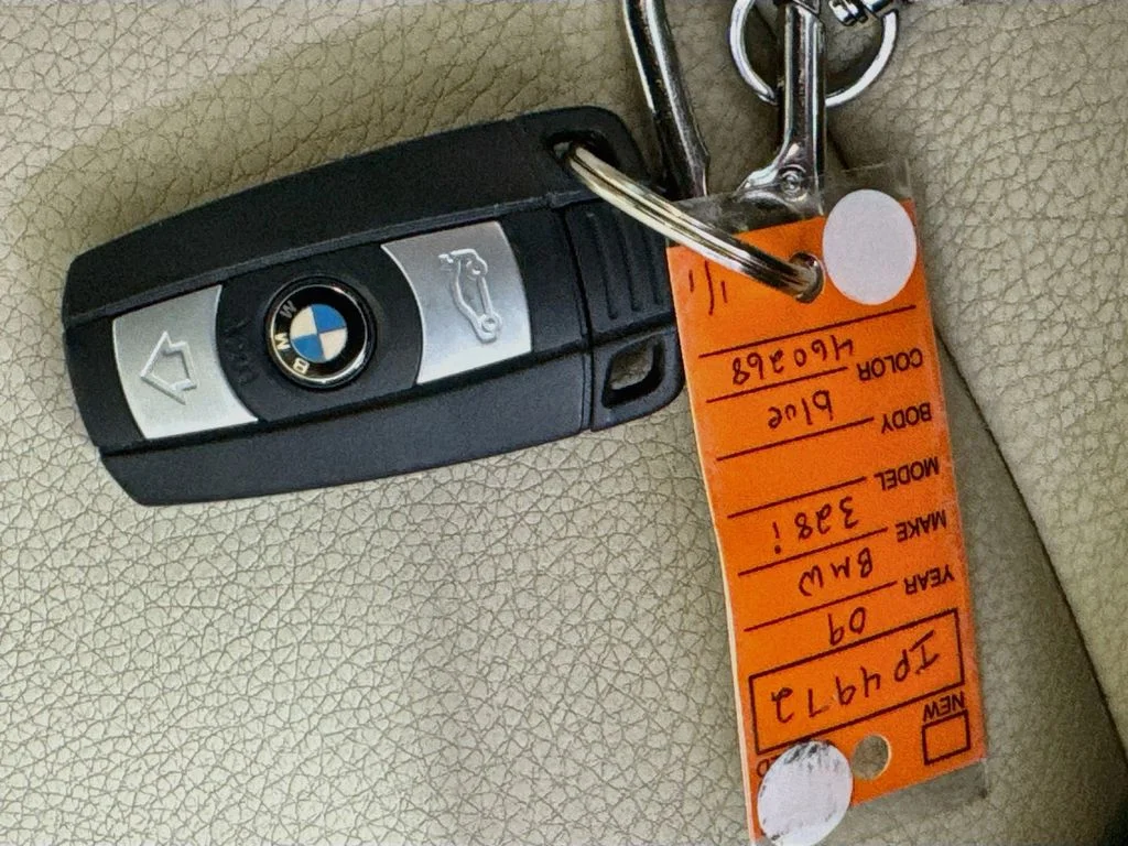 Used 2009 Monaco Blue Metallic BMW 328i image 38