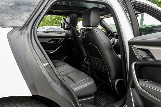 2026 Jaguar F-Pace R-Dynamic S - Photo 45