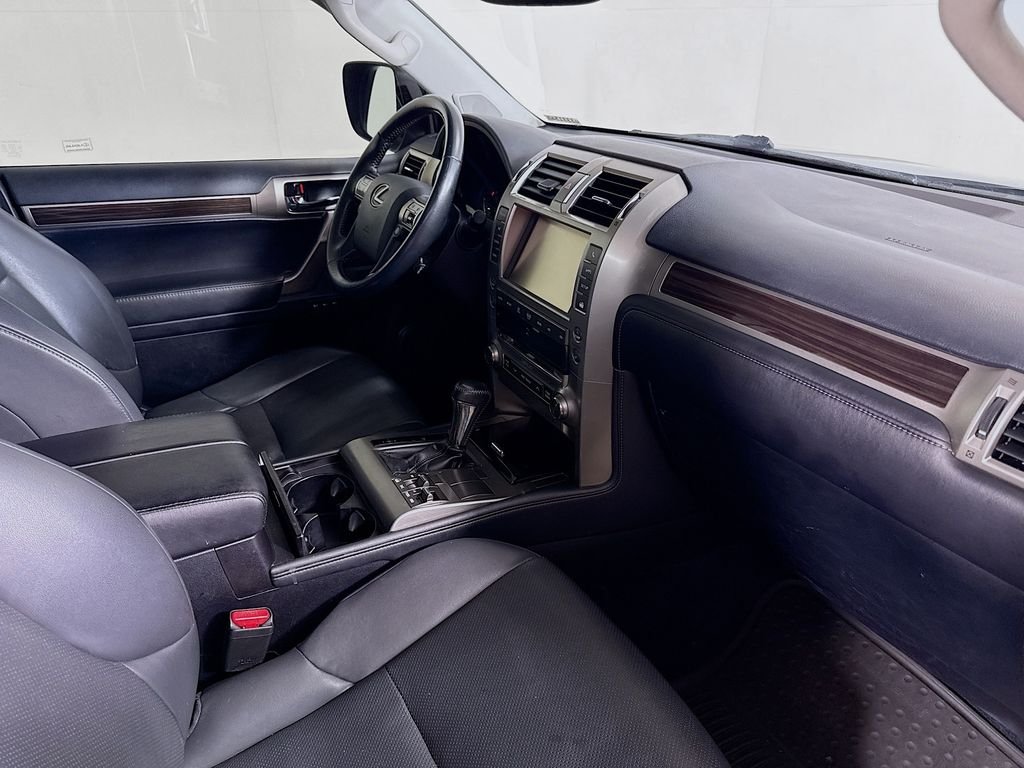 Used 2015 Black Onyx Lexus Base image 27