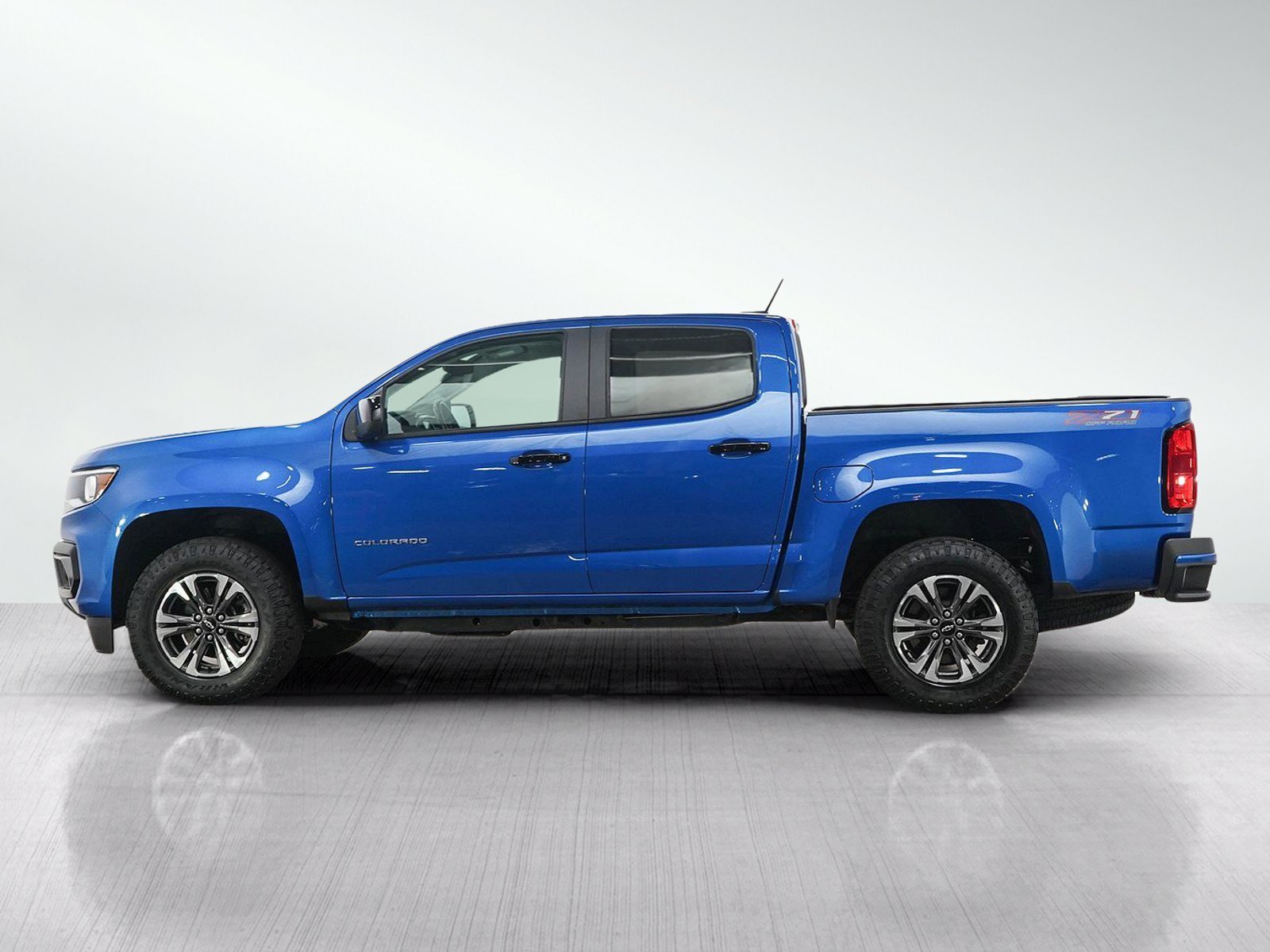 Used 2022 Chevrolet Colorado Z71 with VIN 1GCGTDEN7N1257661 for sale in White Bear Lake, Minnesota