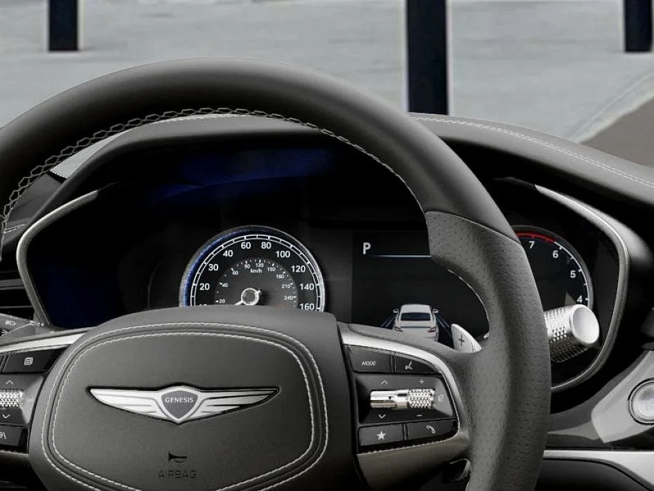 2025 GENESIS G70 Standard - Photo 13