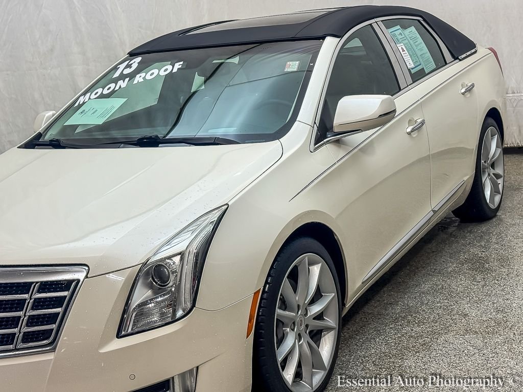 Used 2013 White Diamond Clearcoat Cadillac Premium image 4