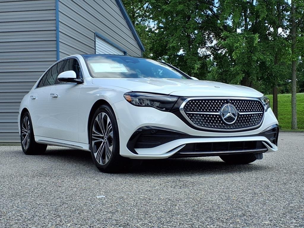 Used 2025 Polar White Mercedes-Benz E 350 image 3
