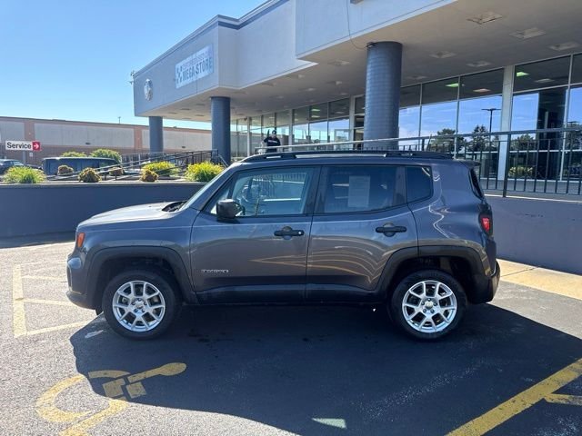 Used 2019 Gray Jeep Sport image 2