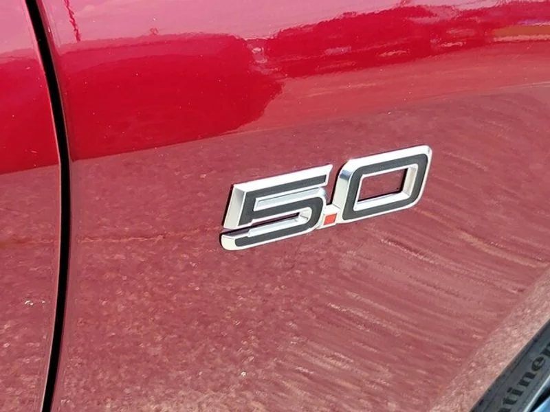 2025 Ford Mustang GT Fastback - Photo 13