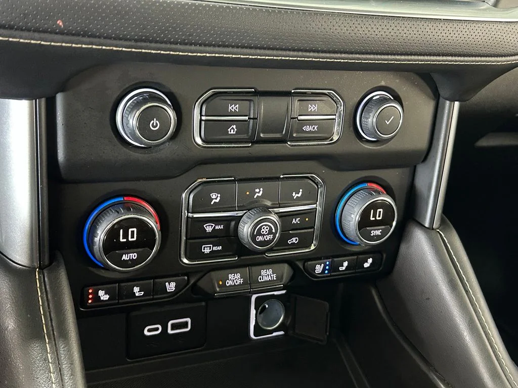 Used 2022 Summit White Chevrolet Premier image 28