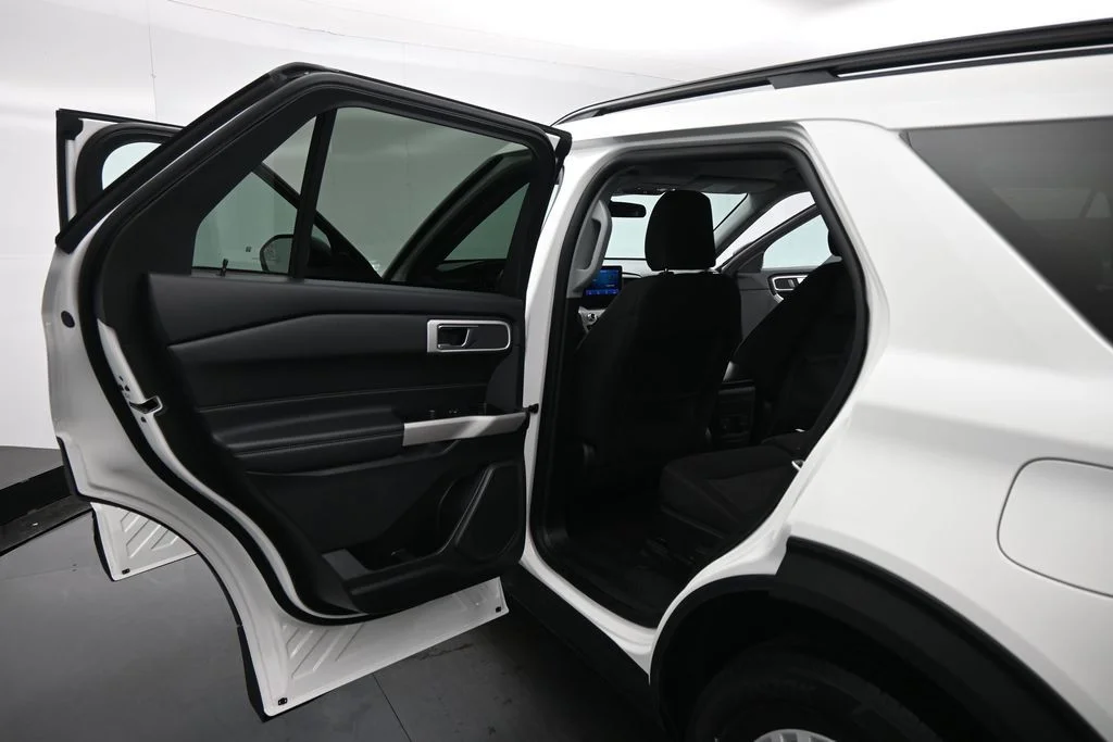 Certified Used 2024 White Ford XLT image 17