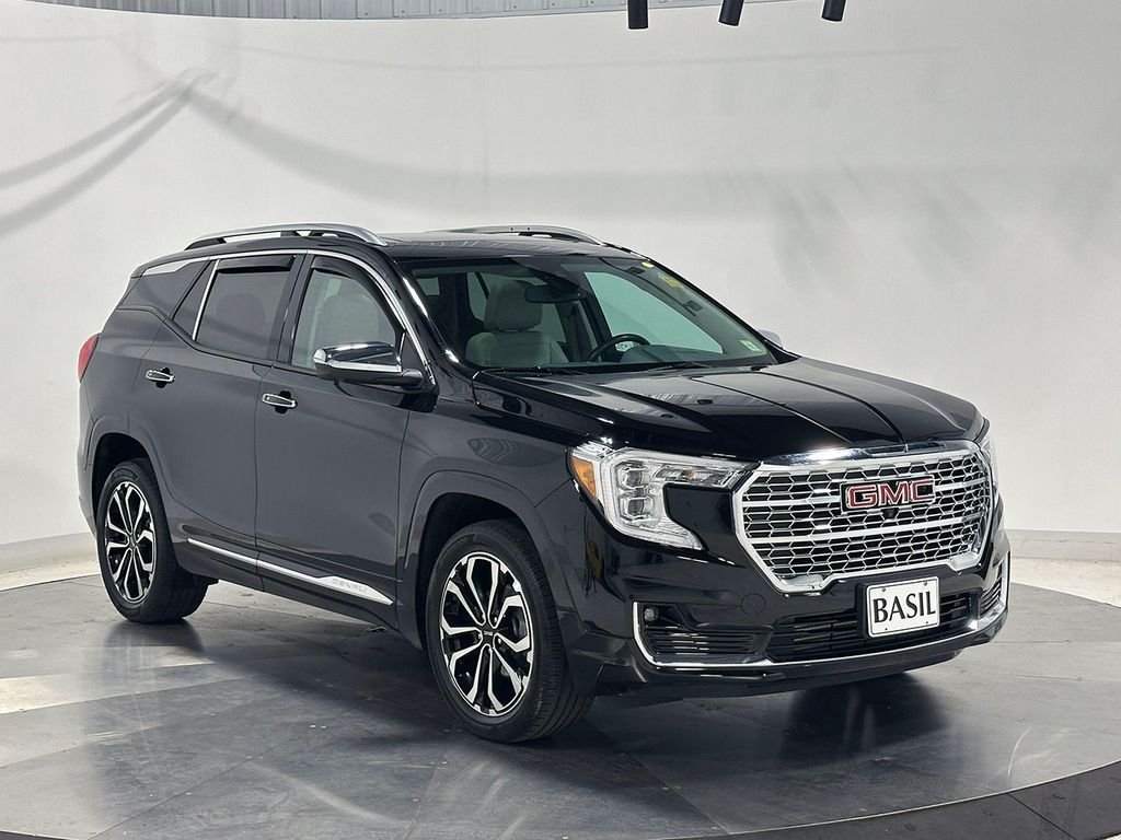 Used 2022 Black GMC Denali image 42