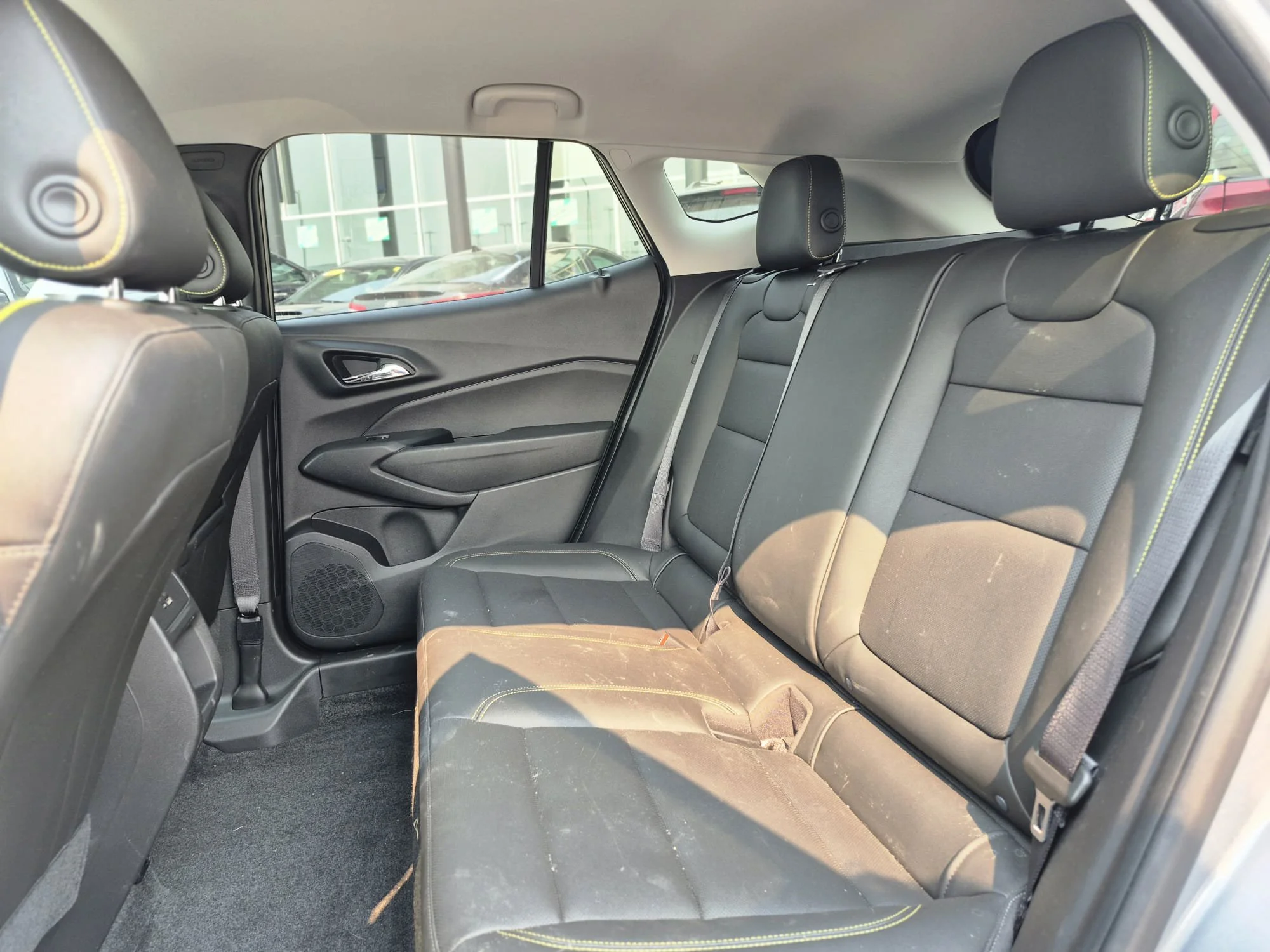 Certified Used 2024 Sterling Grey Metallic Chevrolet ACTIV*Htd Leather | Htd Wheel | Remote Start | Blind Spot Detection | CarPlay | Park Assist image 9
