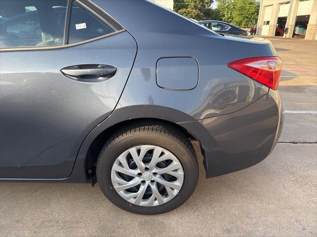 Certified Used 2017 SLATE METALLIC Toyota  image 10