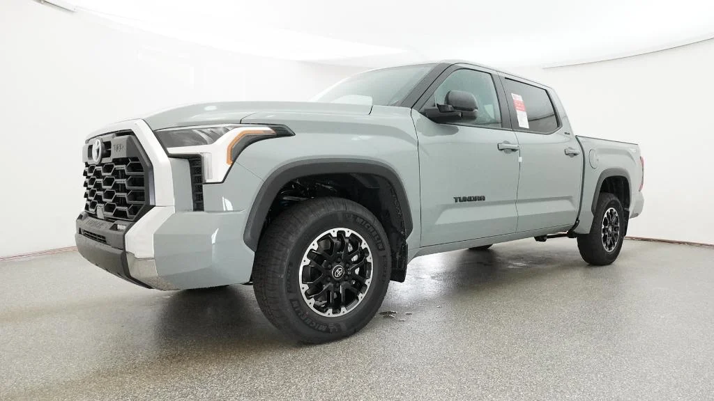New 2026 Lunar Rock Toyota SR5 image 19