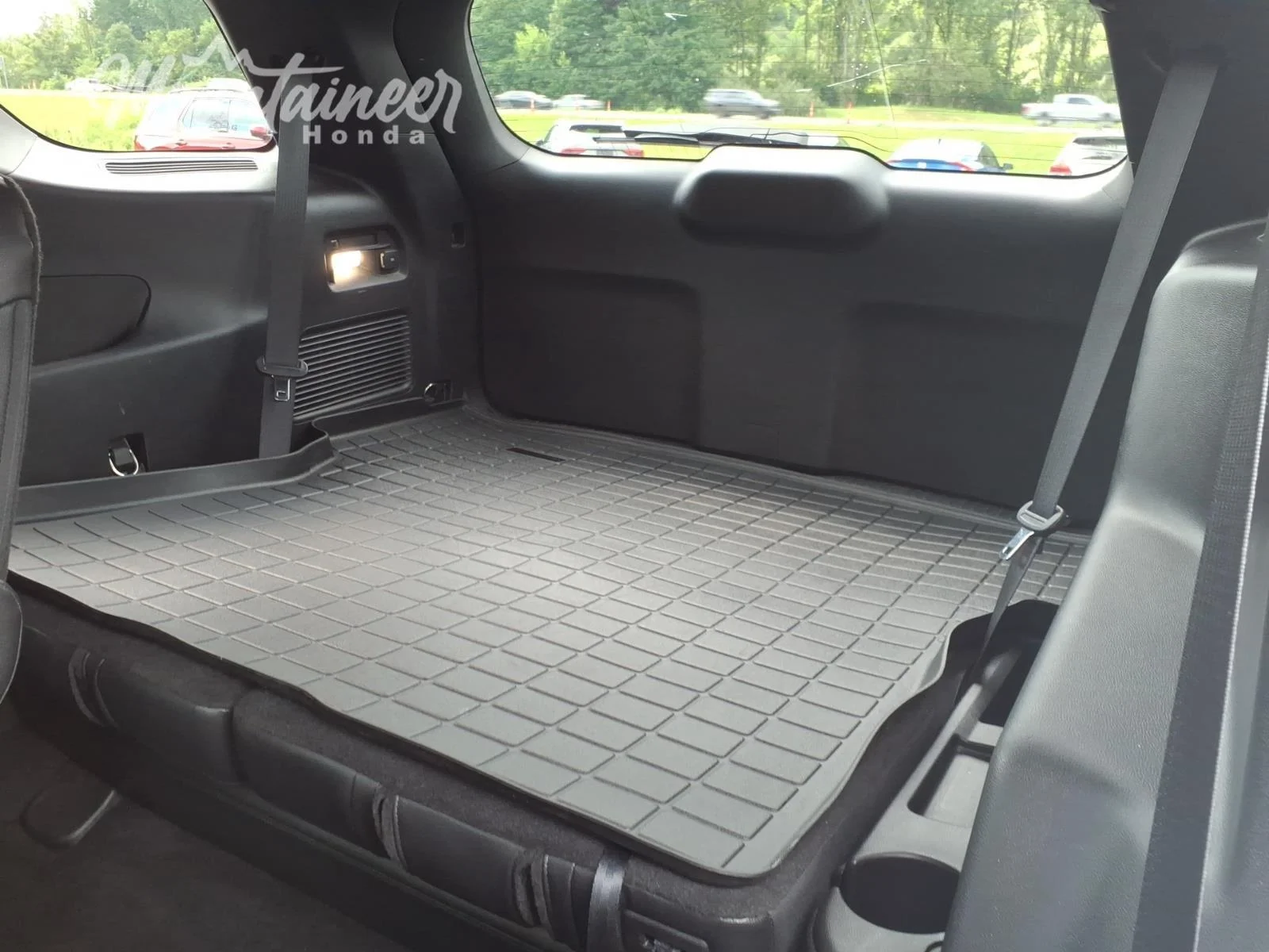 Used 2020 Star White Metallic Tri-Coat Ford XLT image 16