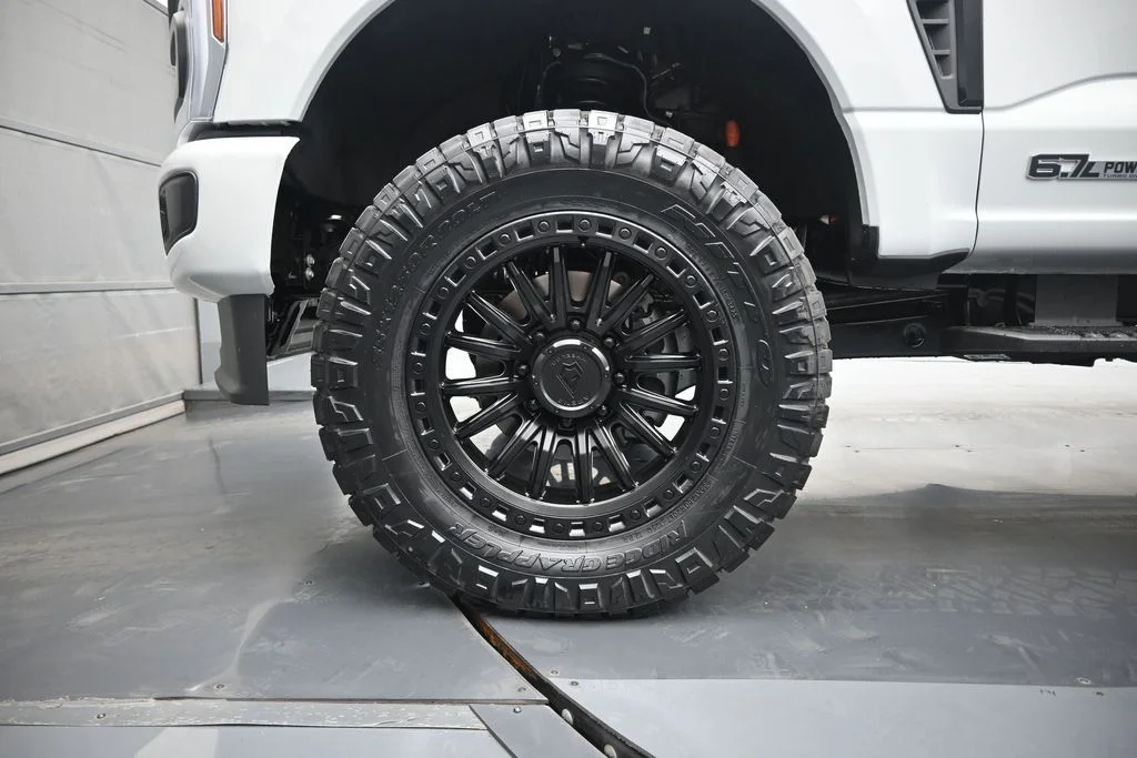New 2026 Avalanche Ford XL image 22