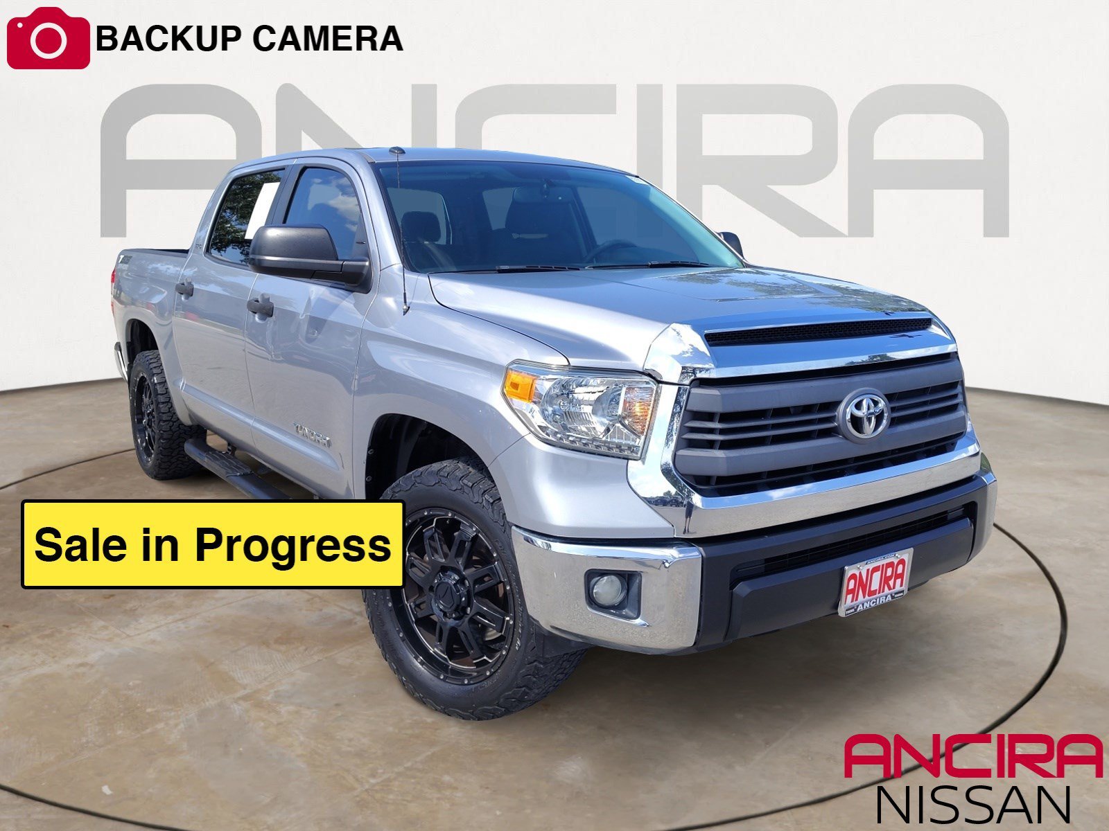 Used 2014 Silver Sky Metallic Toyota SR5 image 1