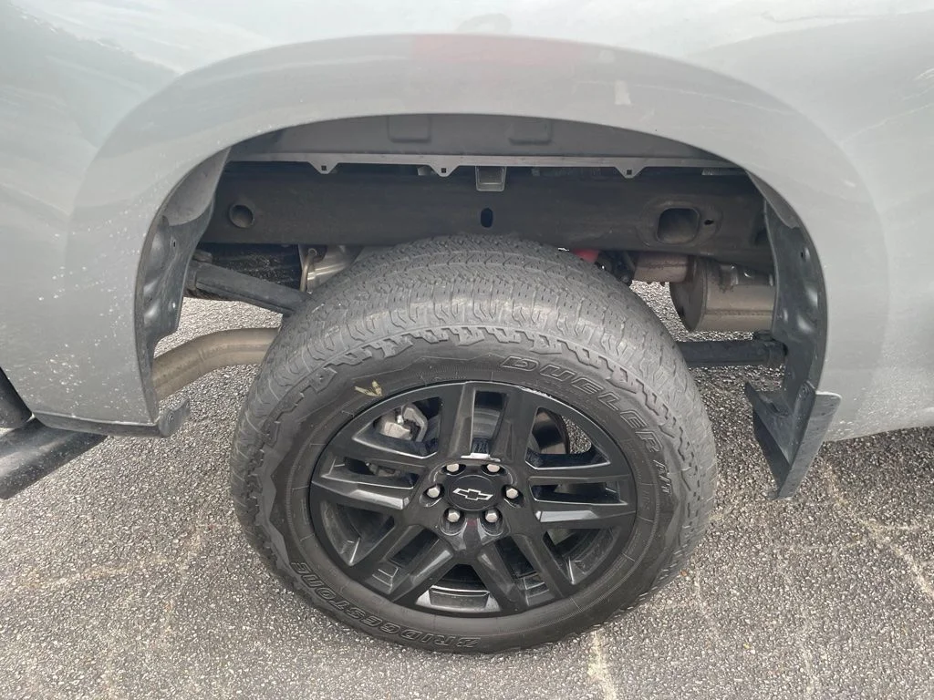 Used 2024 Gray Chevrolet Custom Trail Boss image 6