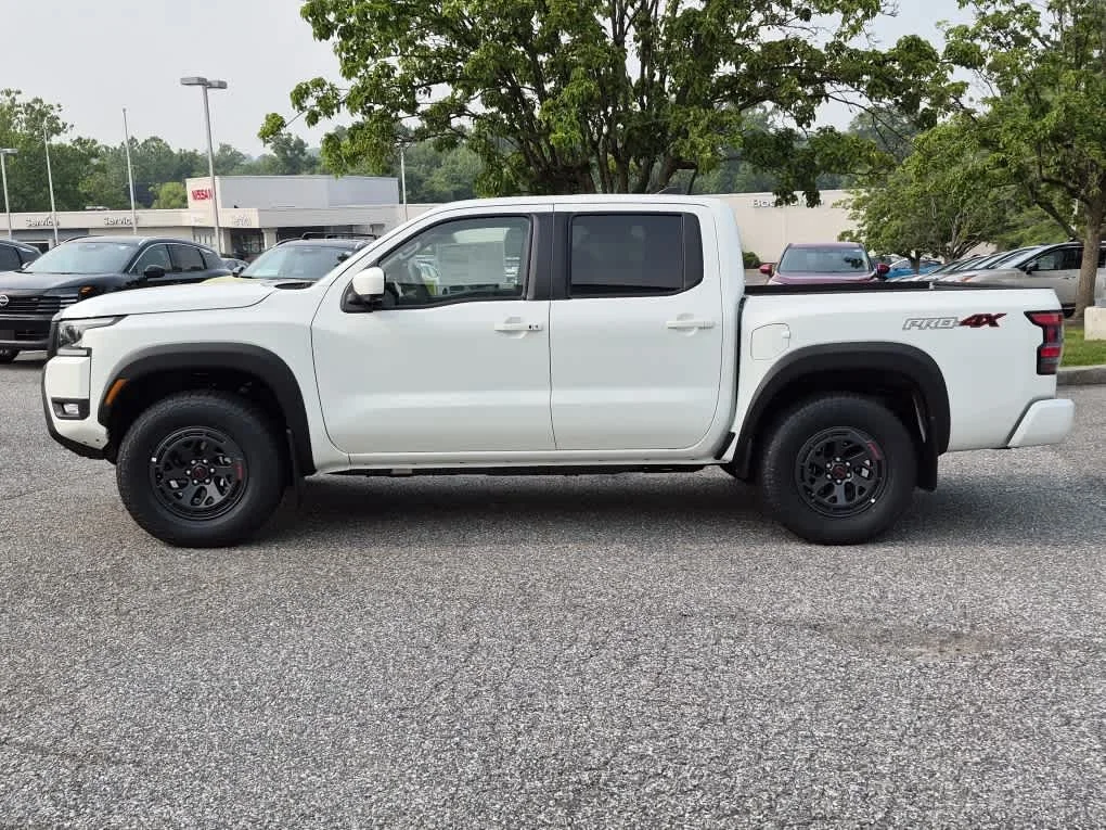 New 2026 Glacier White Nissan PRO-4X image 5